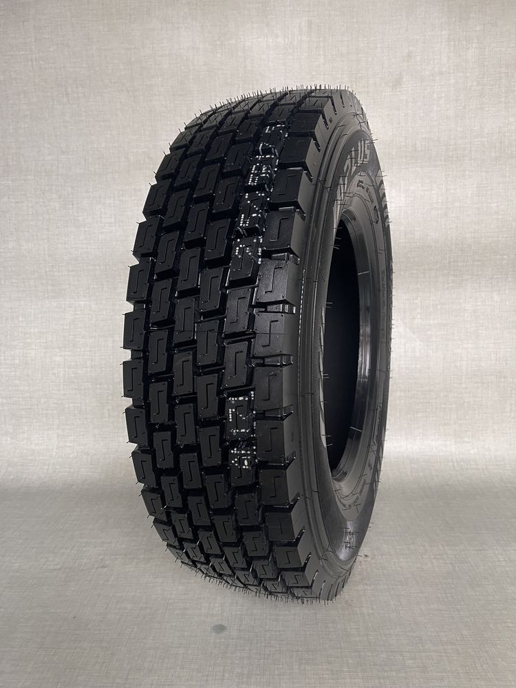 Грузовые шины APLUS 235/75 R17.5 D801 (ведущая ось)