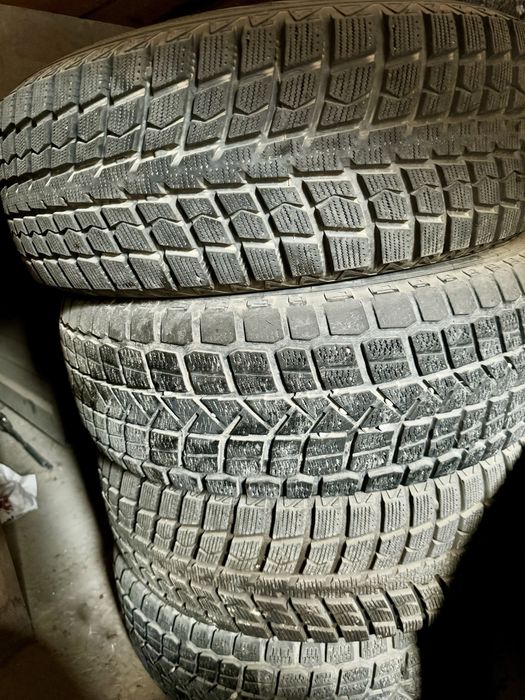 Зимняя шина 235/65/R17