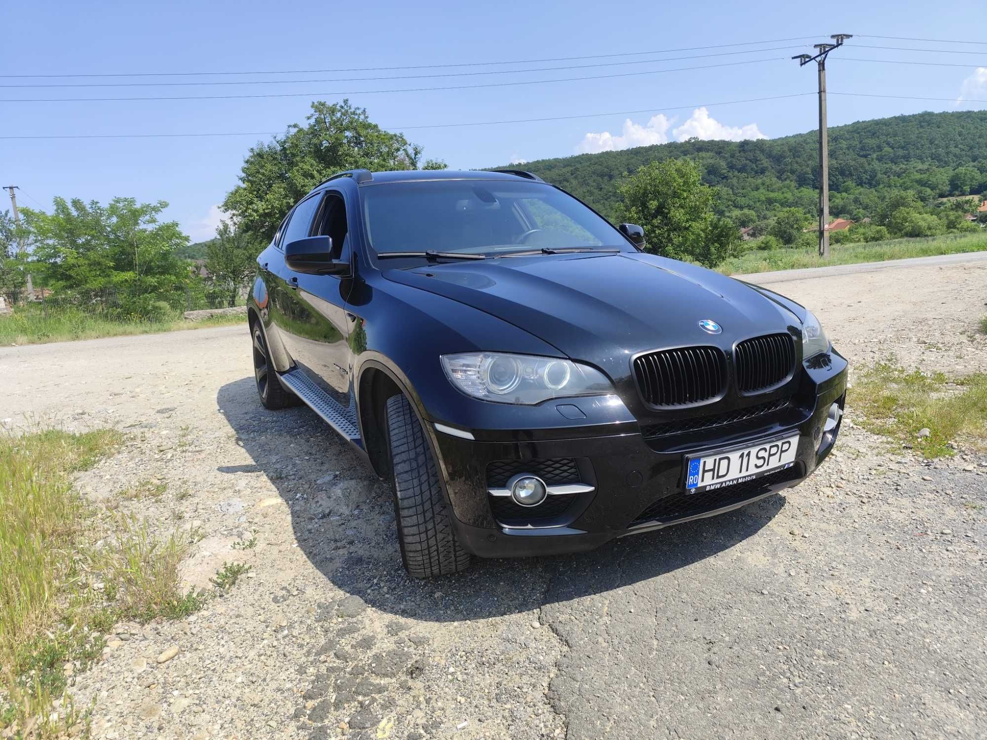 Vând X6 2012 ,306 cp