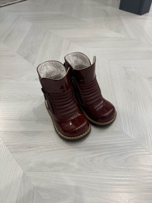 Зимние сапожки для девочки