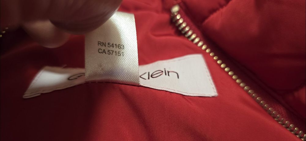 . Нов. Дамски оригинален елек.  Calvin Klein. Номер S