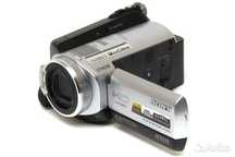 Продам видеокамеру Sony hdr-sr5e