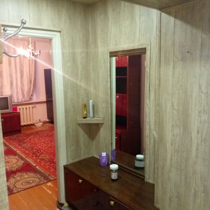 Sergeli 5 bekat yonida 1 xonali uy ijaraga