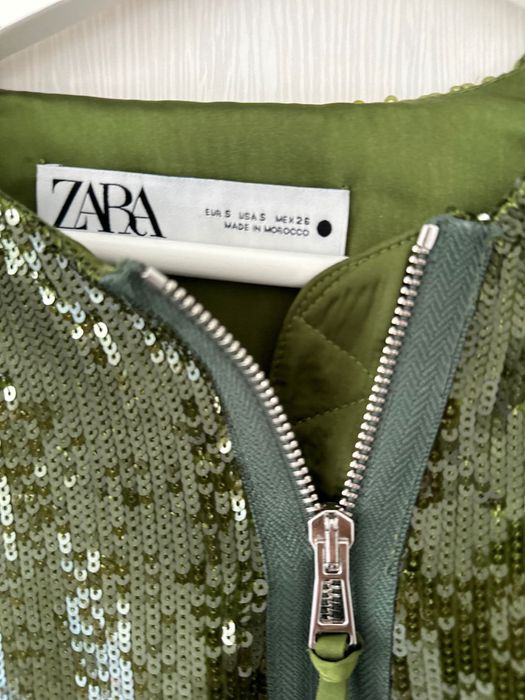 Пайетено яке на ZARA