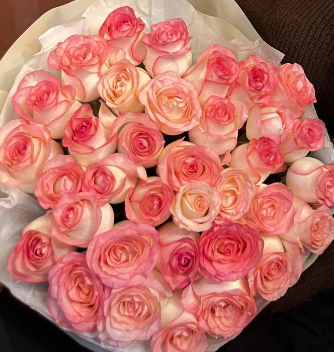 Цветы свежие обьемные