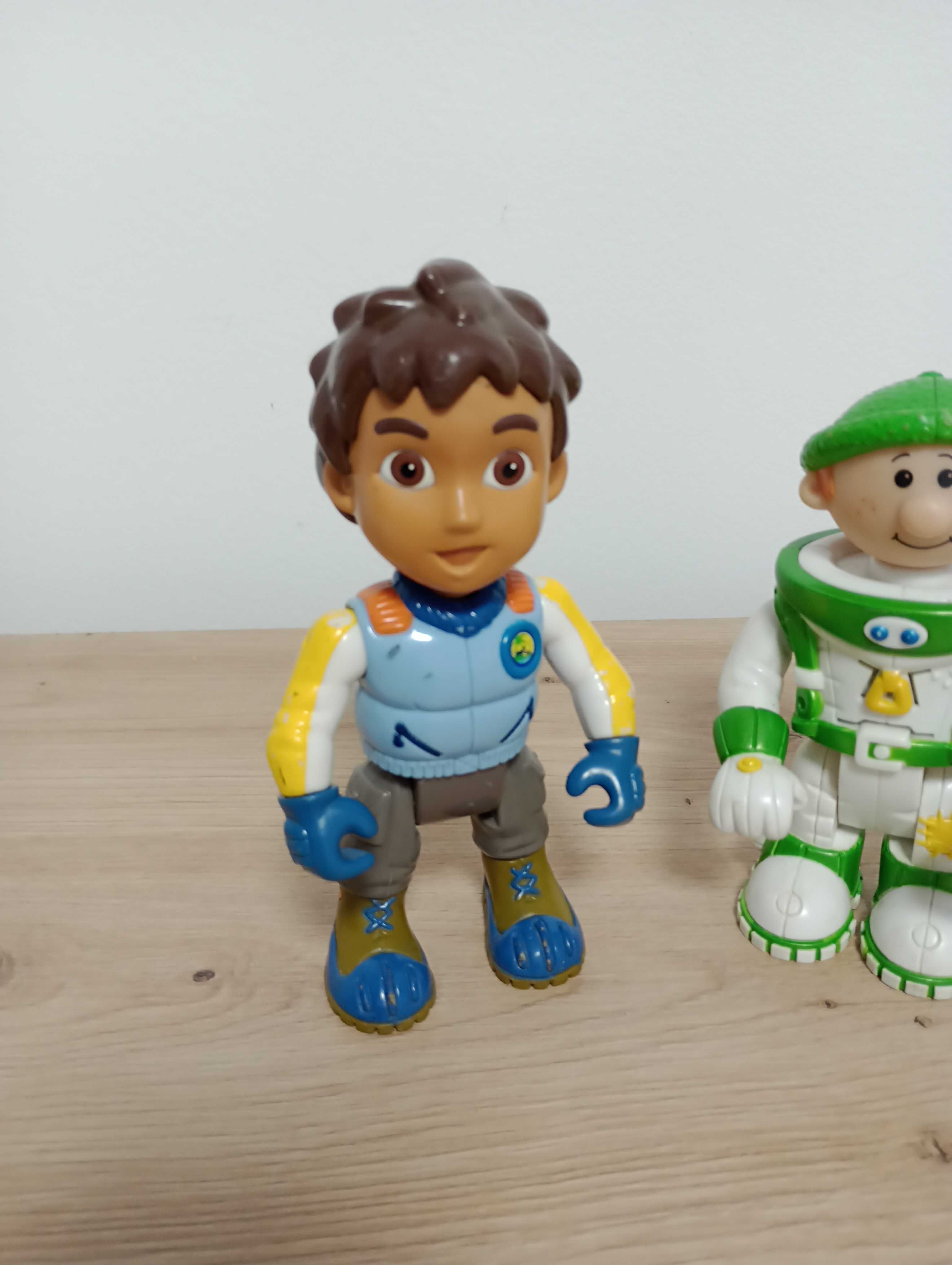 Vand lot cu doua figurine Mattel ( Diego si Lunar Jim)