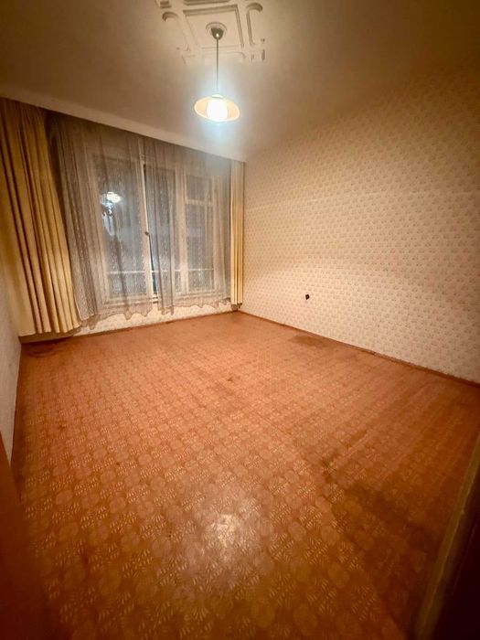 Четиристаен апартамент - кв. Младежки хълм