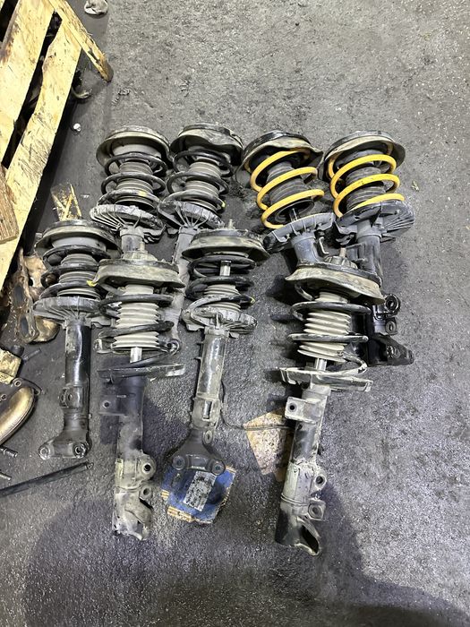 W203 пружина с амортизатором на цешку авторазбор мерседес