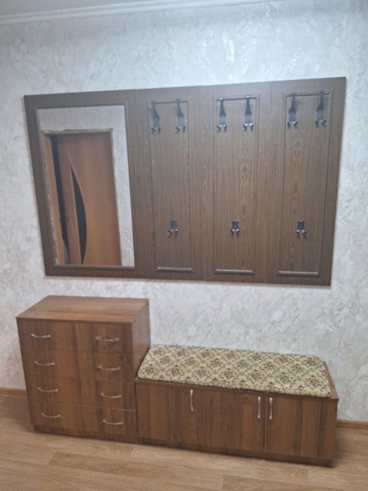 Продам прихожий гарнитур
