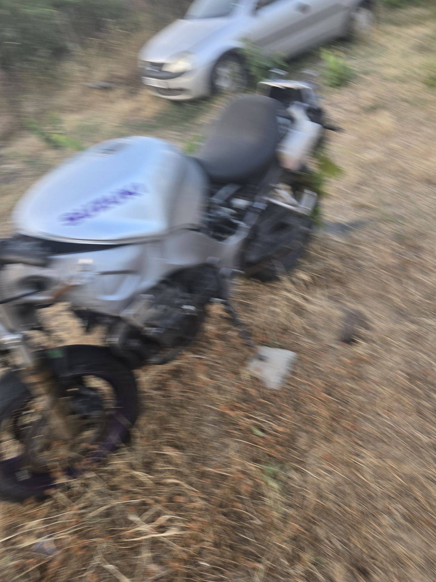 Syzuki rf 600cc на части