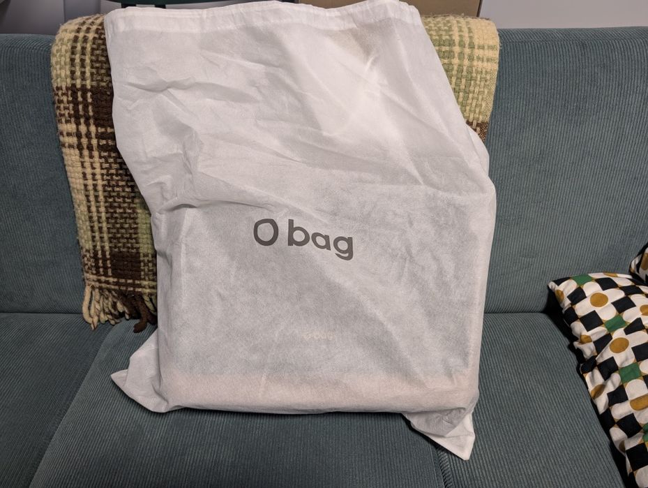 Obag кожена чанта за лаптоп