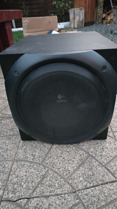 Logitech z 5500 sistem