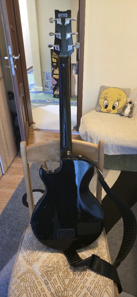 Електрическа китара Ibanez ART120
