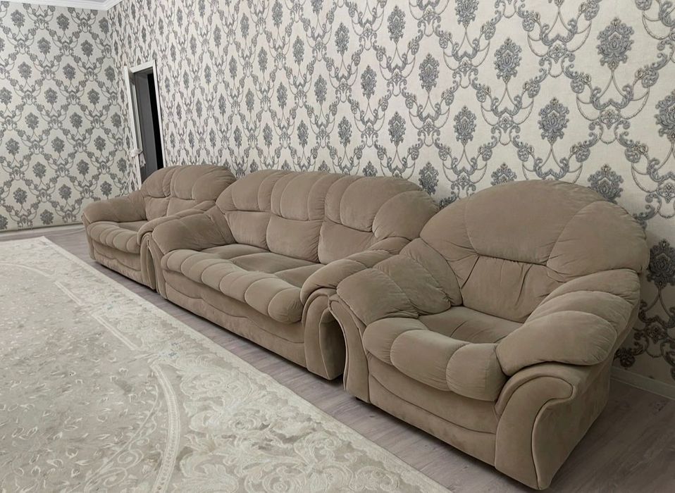 Диван с 2 кресломи