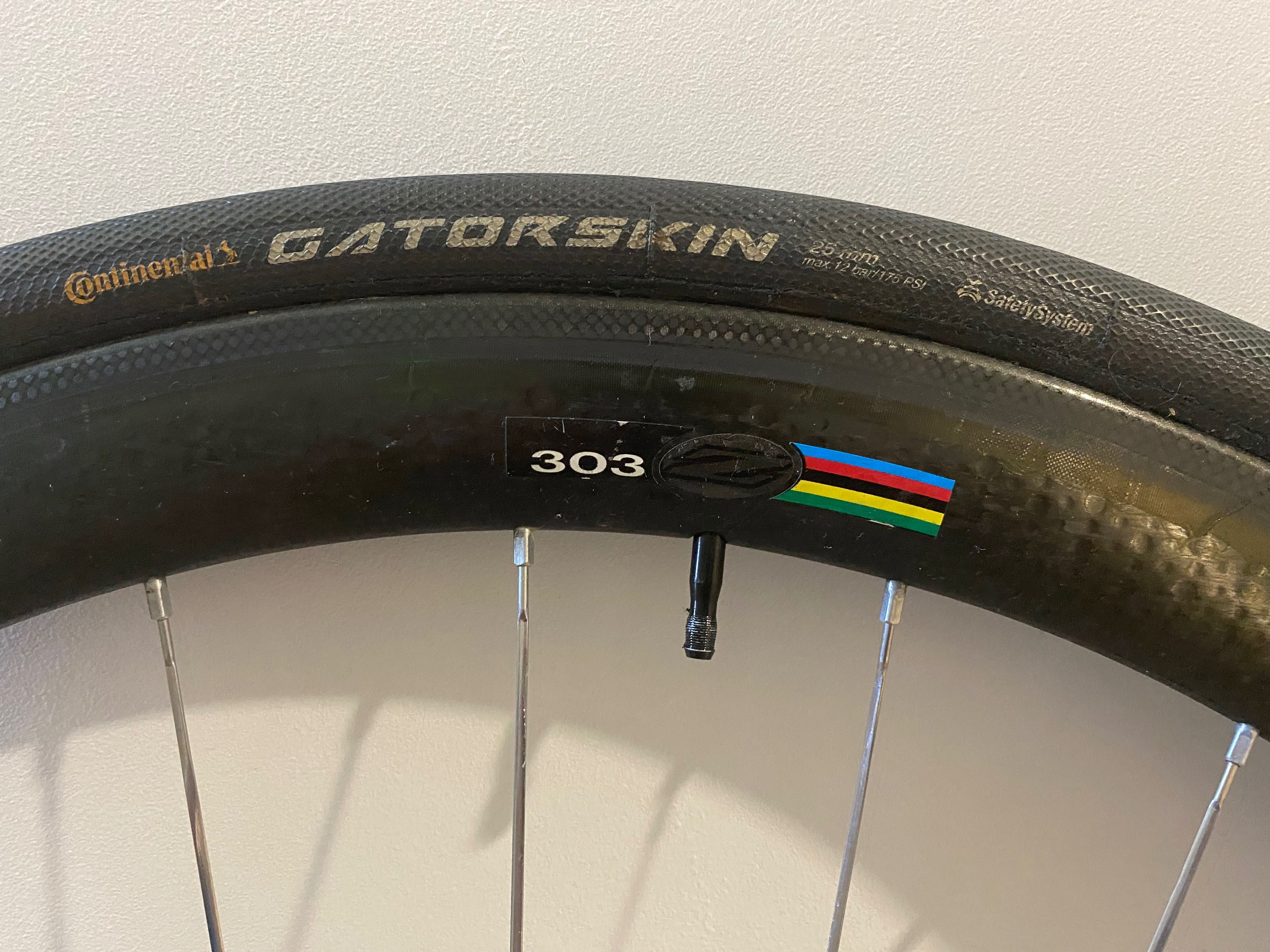 Zipp 303  карбонови капли