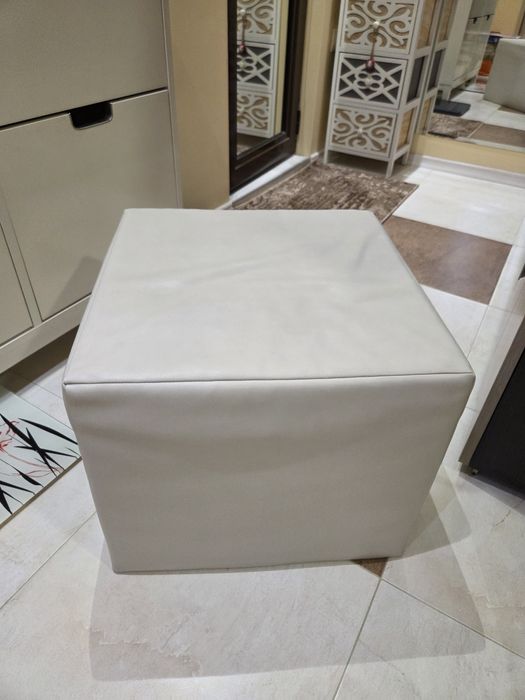 Табуретка/стол/пуф от Еко кожа бял