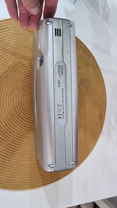 Radio portabil GRUNDIG BOY 50L  ,deosebit ,antic ,cadouri rare