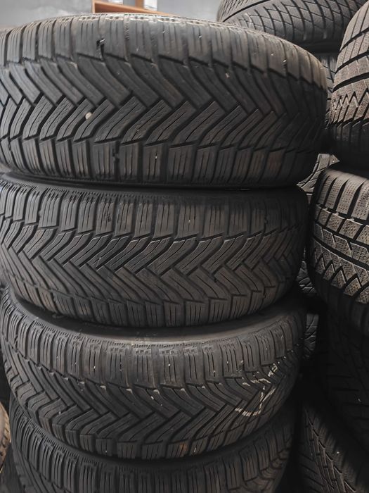 4бр.зимни гуми 215/55/17 Michelin