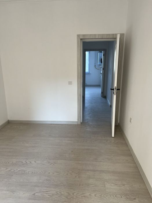 Срочно 3-хонали квартира сотилади, Сергели спутник 16а