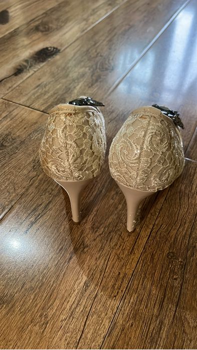Pantofi eleganți damă