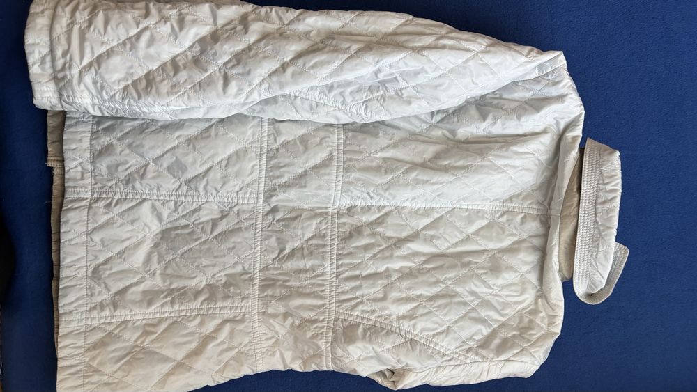 Двулицево дамско яке - бежаво със златист оттенък и бяло, размер L