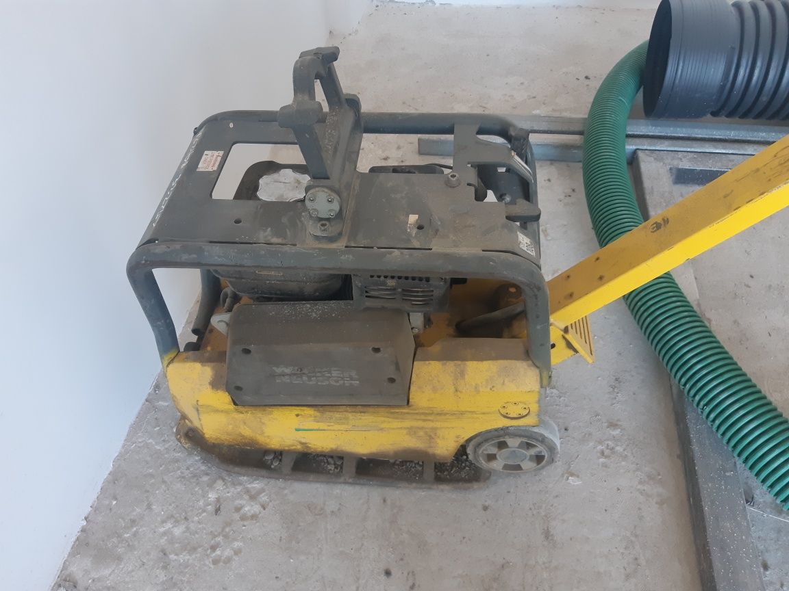 Placa compactoare 140 kg Wacker Neuson BPU2540