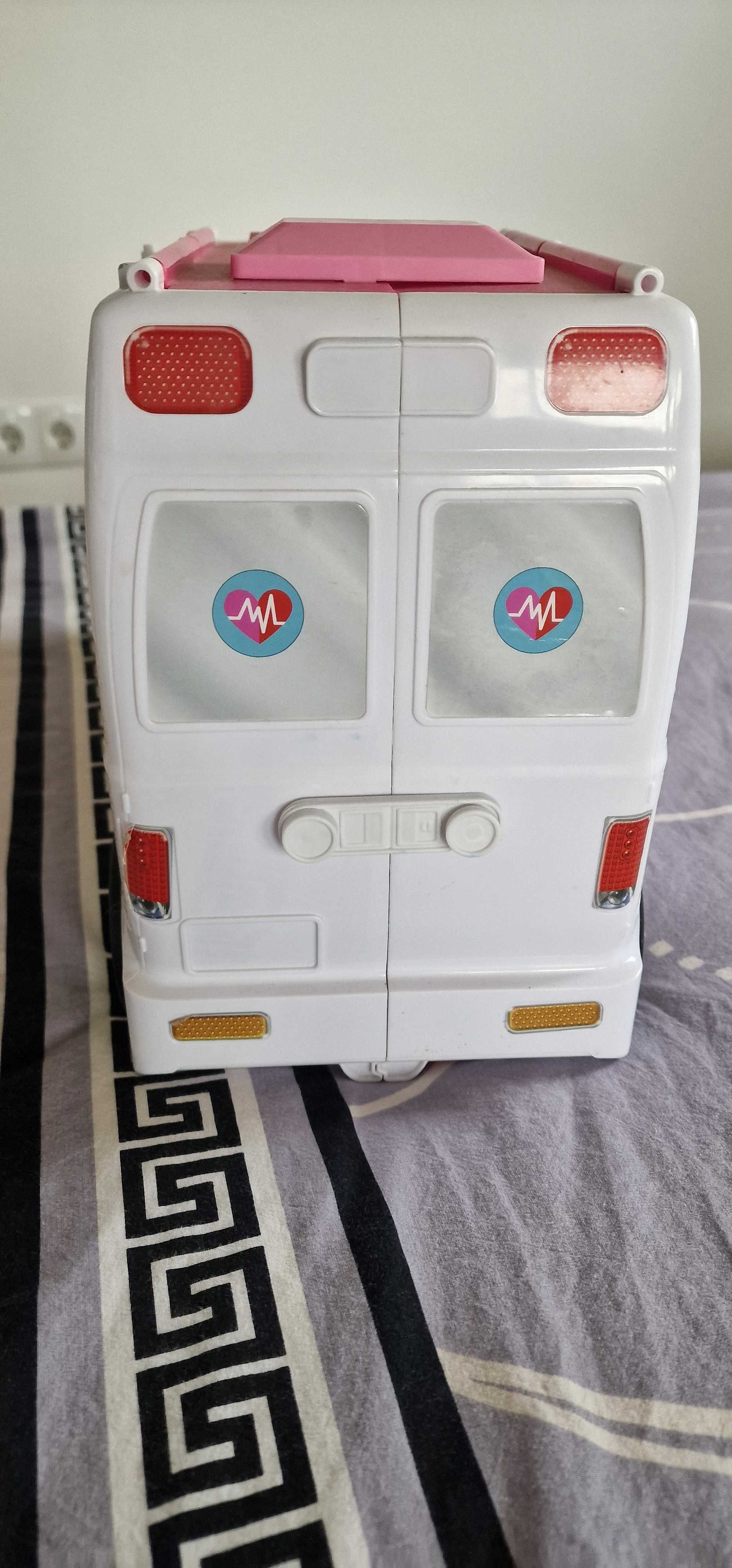 Мобилна клиника за грижи Barbie You Can Be