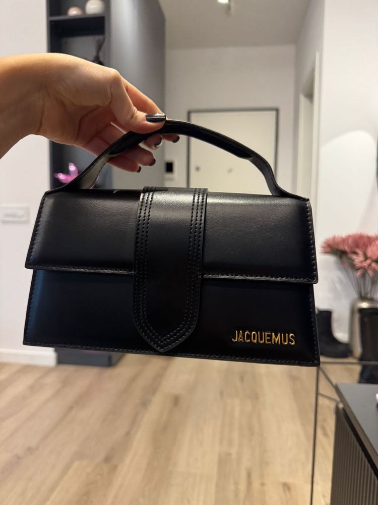Vand geanta jacquemus