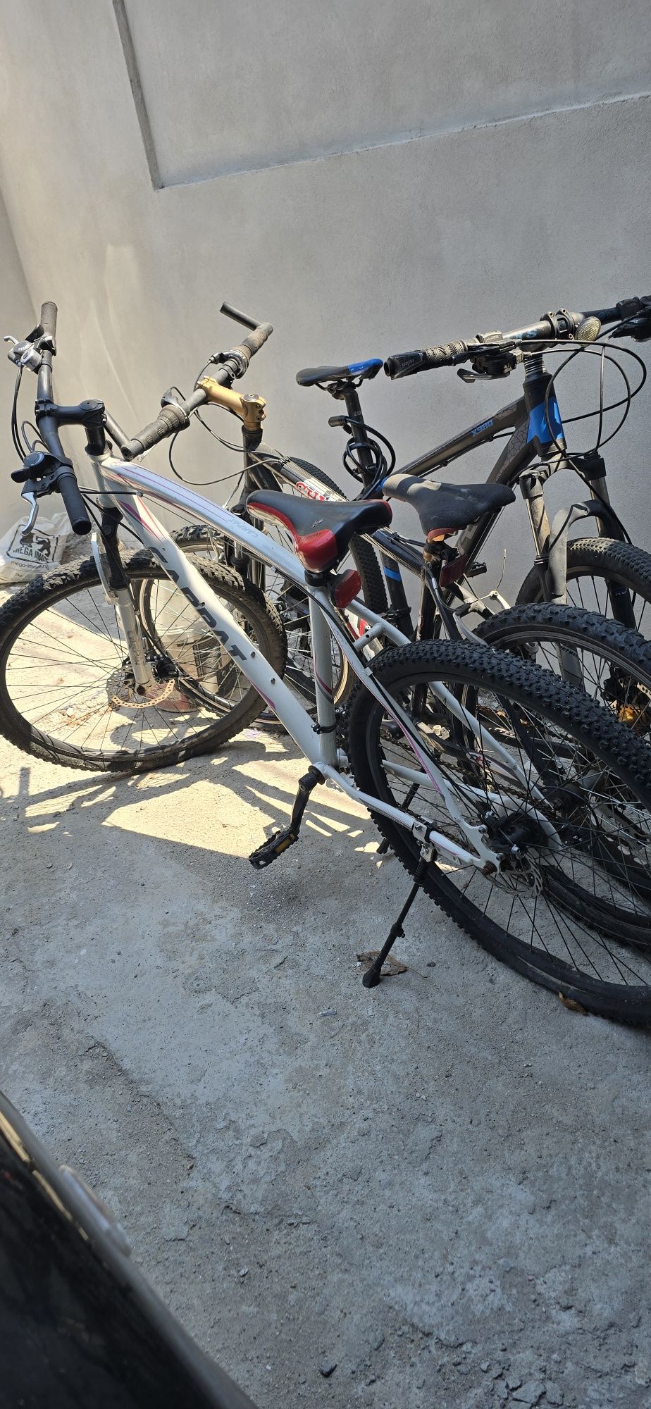 Vand 3 biciclete