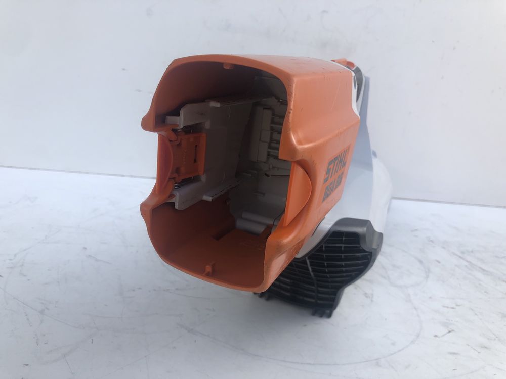 Suflanta pe Baterie Stihl BGA 86 Fabricarie 2018