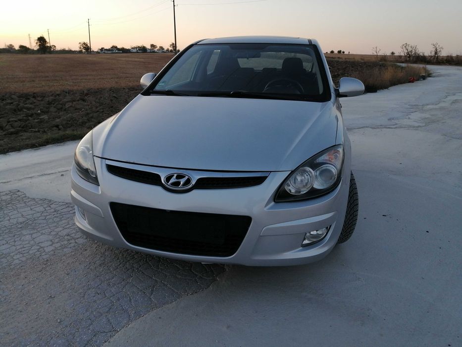 Hyundai i30 1.4 бензин 109 к.с - 2010г
