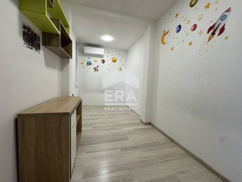 Продава се Тристаен апартамент в Силистра, Център - 78 кв.м за 1359 €/кв.м - Снимка #3