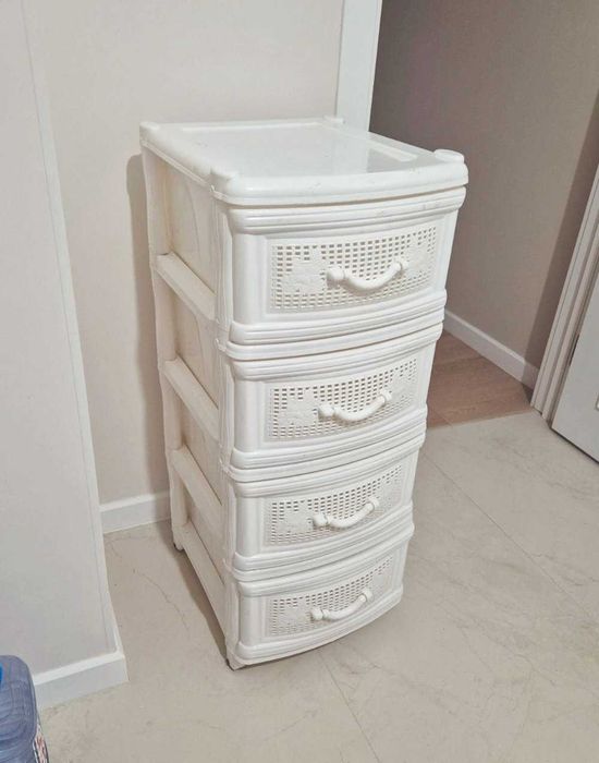 шкаф-комод пластиковый Б/у