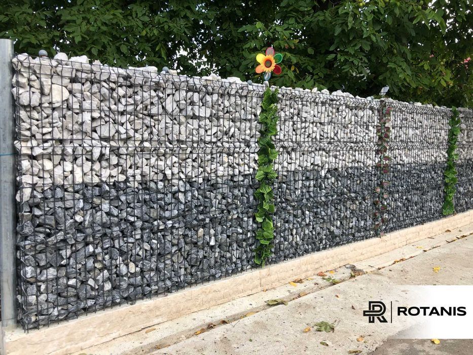 Piatra pentru gard din plasa tip gabion