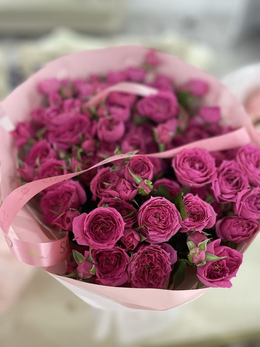 Продаю букет цветов за 9к