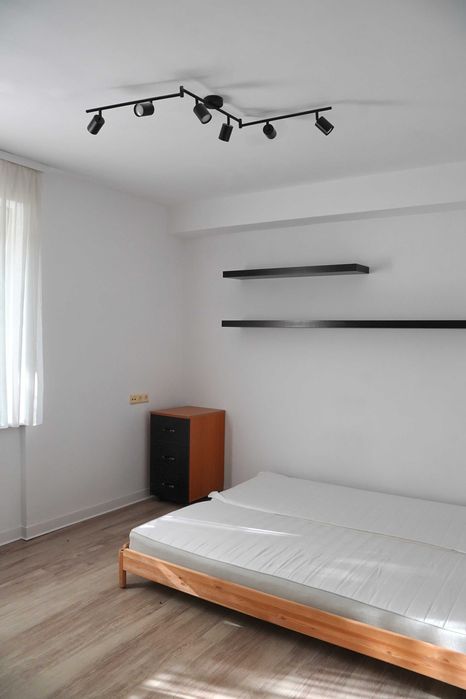 Inchiriez apartament 2 camere zona Piata Muncii, Bd. Basarabia