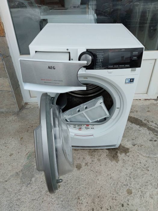 Сушилня AEG 8000 9кг
Lavatherm
Absolute Care System
Цена:750 лв.
Капац