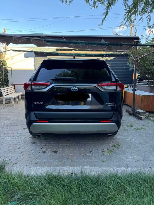 Toyota RAV4 Hybrid AWD 2019