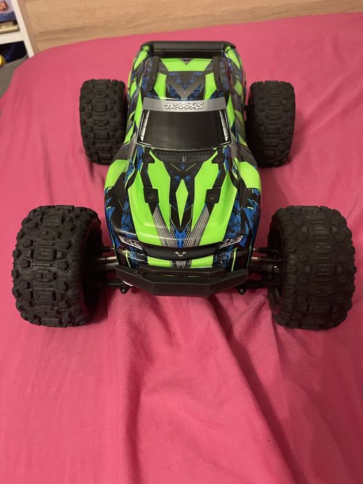 Traxxas Hoss 4x4 VXL