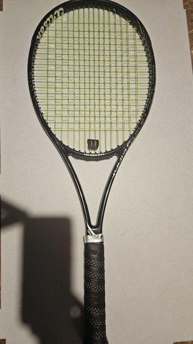 Racheta Wilson Blade 98-304 gr.