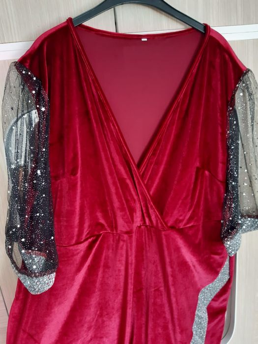 Vând rochie mărime mare