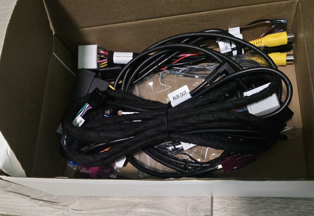 MMI box за BMW CIC навигация