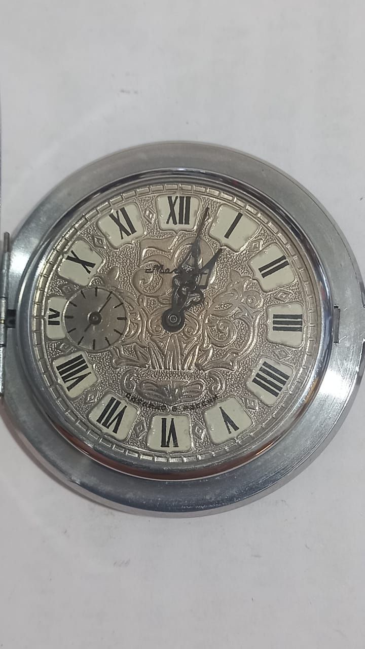 Часы СССР механические