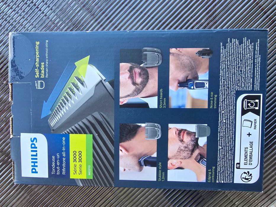 Aparat de tuns 6 in 1 Philips Multigroom MG3710/15, fara fir