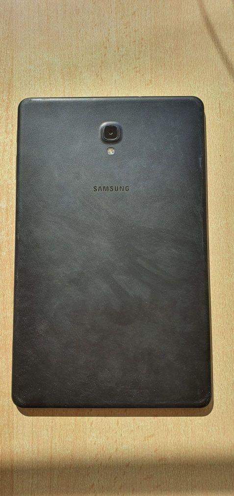 Vând tableta Samsung Tab A 2018