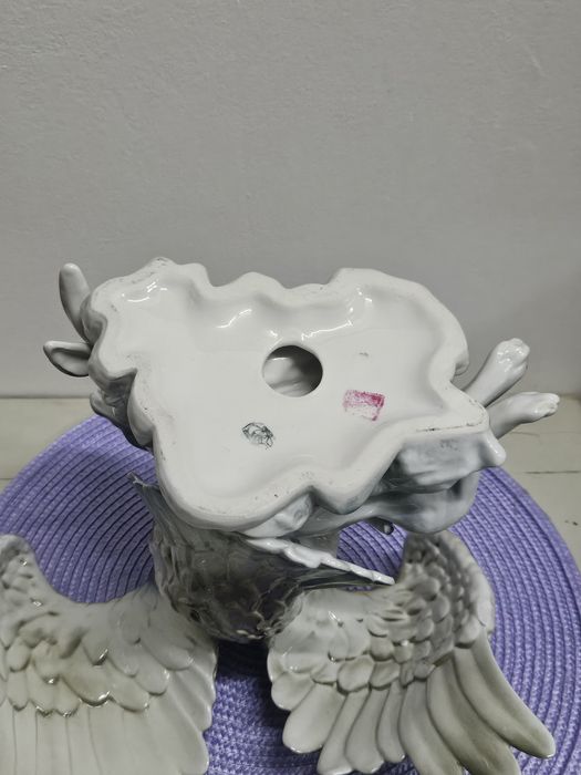 Порцеланова Фигора на  орел.