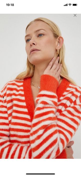 Оригинални жилетка Levis и клин P.E nation