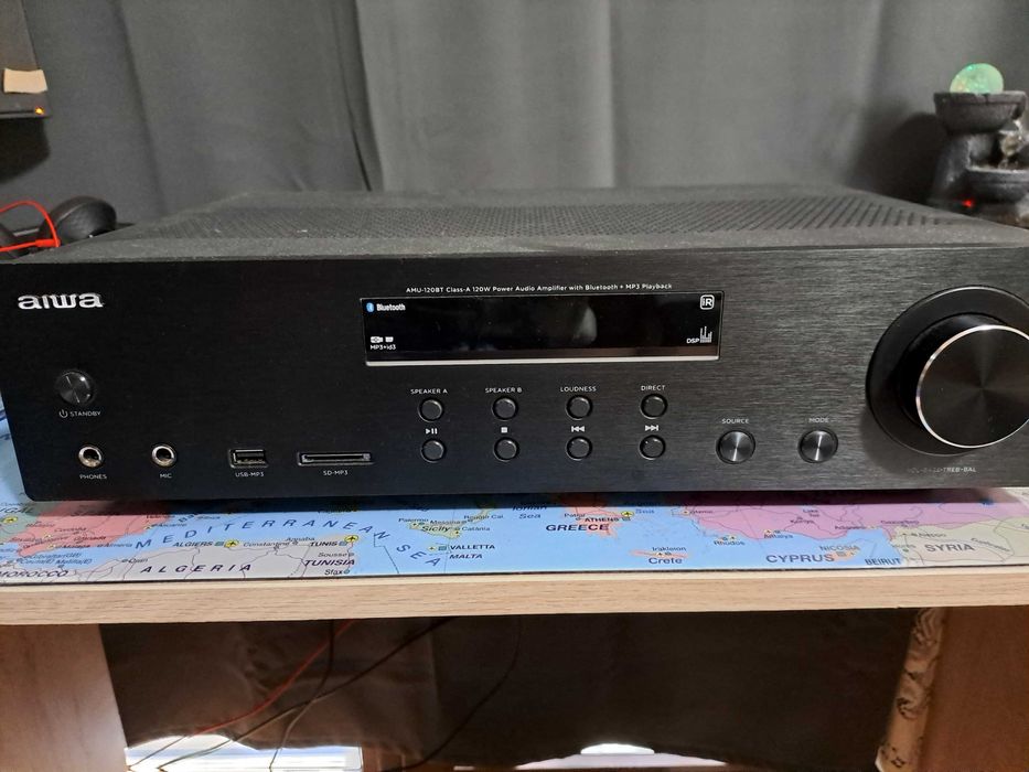Vând amplificator Aiwa AMU-120BT în garanție