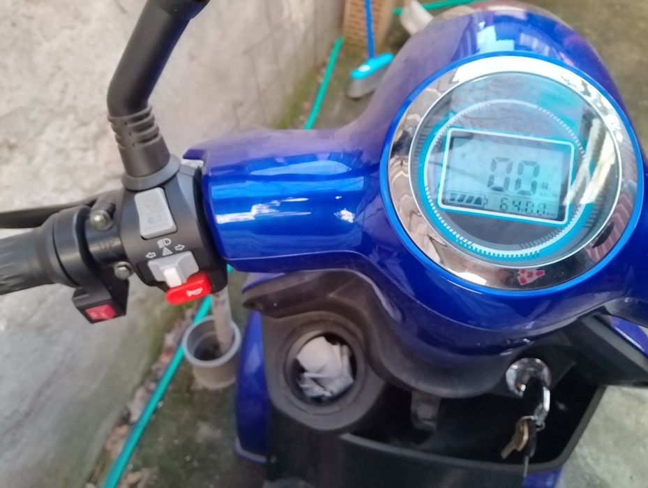 Scuter electric Marca Oudie cl-30-zr-60