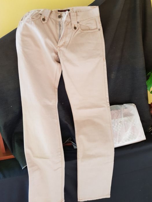 Pantaloni bărbați diverse mărimi